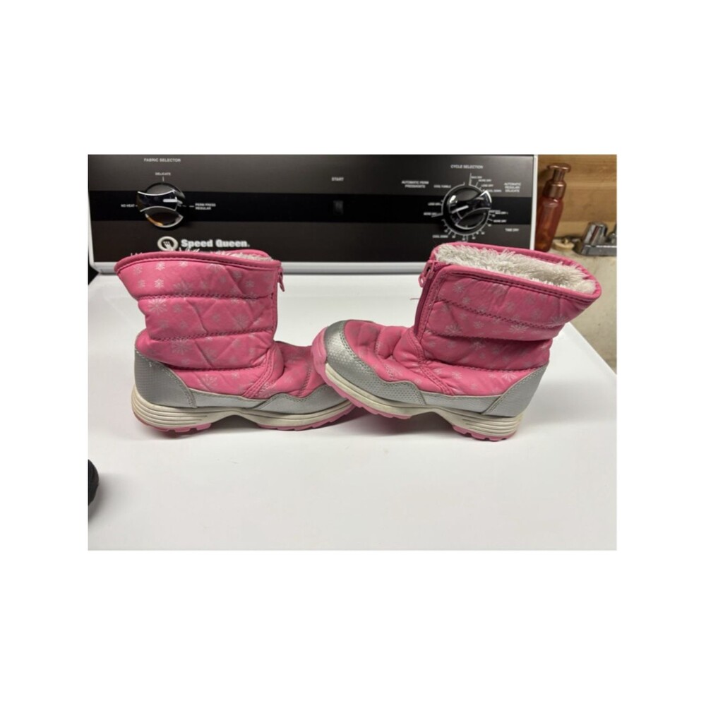 Snow Boots Size 13